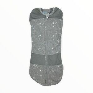 SNOO Sleepea Swaddle Size medium gray stars Like new
